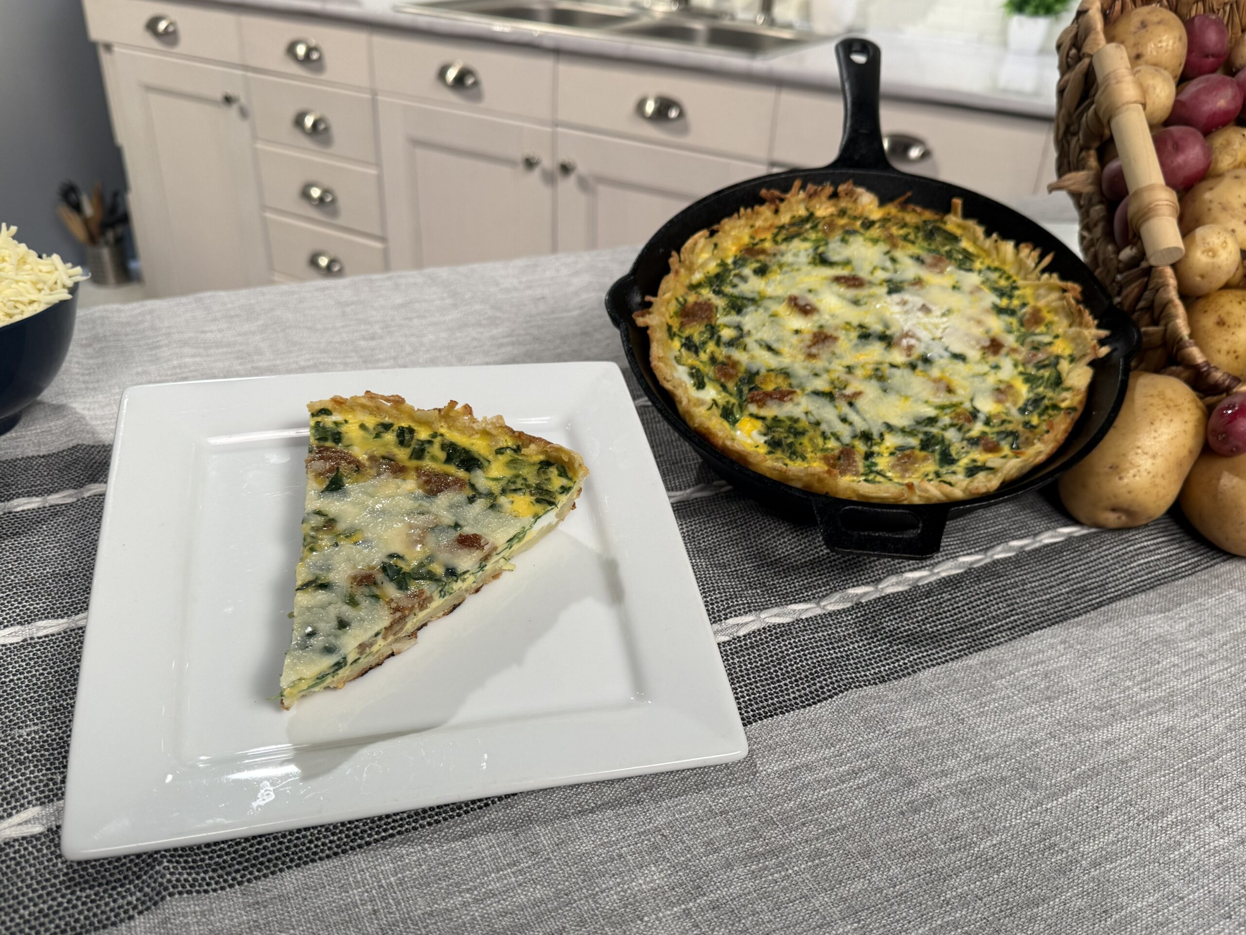 Hash Brown Crusted Ham and Cheese Quiche Recipe | Quiche Recipes